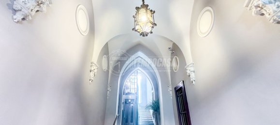 4 bedrooms Apartment in Turin, Italy No. 43550 8