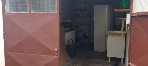 Дом с 5 комнатами в Борголаведзаро, Италия № 122988 4