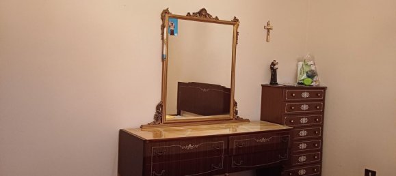 Дом с 5 комнатами в Борголаведзаро, Италия № 122988 19