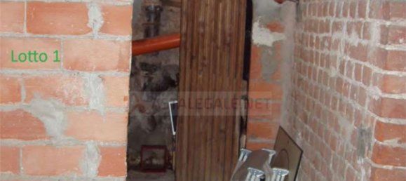 4 Schlafzimmer Wohnung in Valenza, Italy, Nr. 381488 30