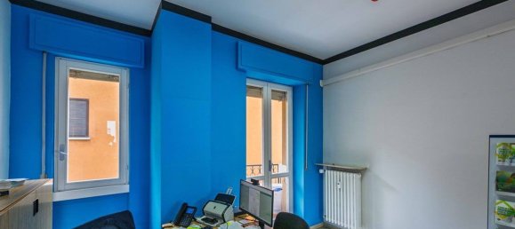 6 rooms Apartment in Ponte San Pietro, Italy No. 289131 9