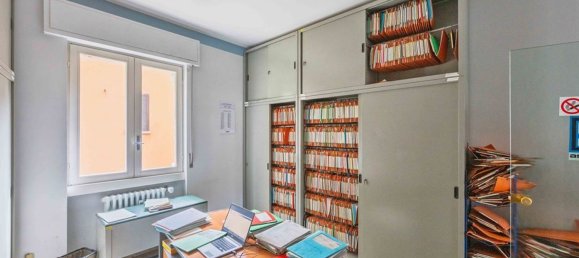 6 rooms Apartment in Ponte San Pietro, Italy No. 289131 23