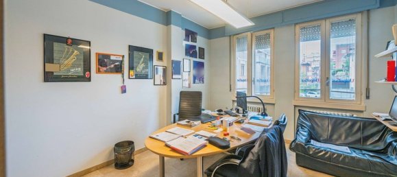 6 rooms Apartment in Ponte San Pietro, Italy No. 289131 16