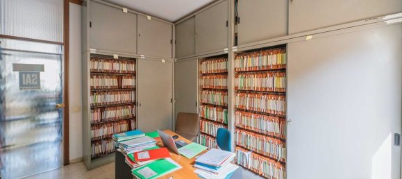 6 rooms Apartment in Ponte San Pietro, Italy No. 289131 21