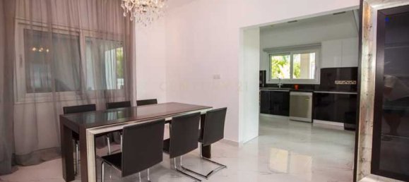 4 bedrooms Commercial property in Agios Tychonas, Cyprus No. 19544 4