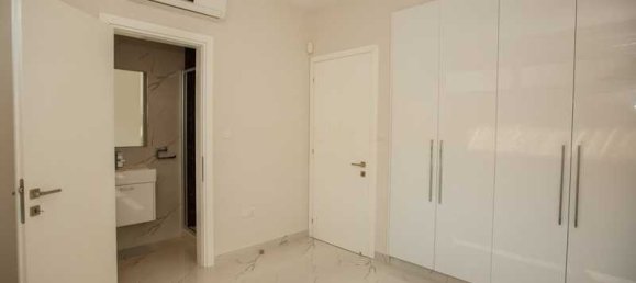 4 bedrooms Commercial property in Agios Tychonas, Cyprus No. 19544 11