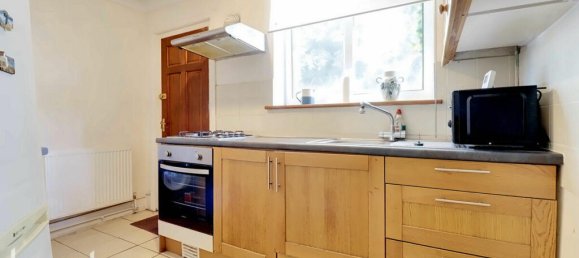 1 bedroom Maisonette in Croydon, United Kingdom No. 4897 4