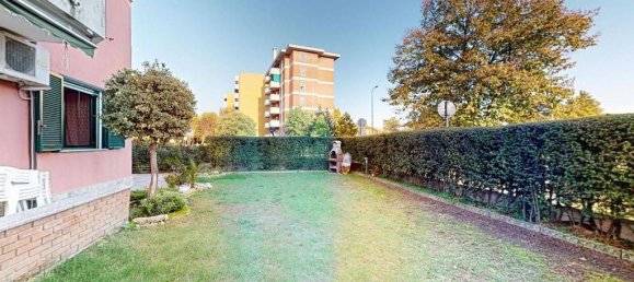 5 غرف نوم فيلا في San Giuliano Milanese, Italy رقم 167112 14