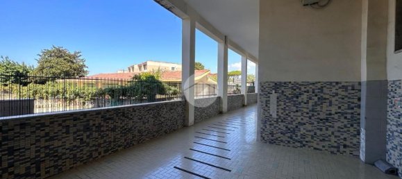 Apartamento de 3 habitaciónes en Naples, Italy No. 268062 4
