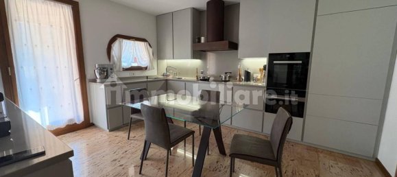 3 bedrooms Villa in Venice, Italy No. 274236 6