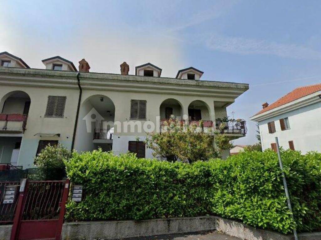 3 bedrooms Apartment in Bernareggio, Italy No. 281691