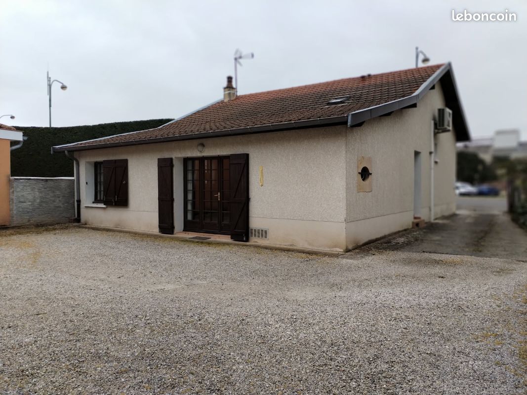 5-Zimmer Haus in Ain, France, Nr. 339270