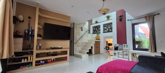 Дом с 2 спальнями в Сен-э-Марн, Франция № 328062 7