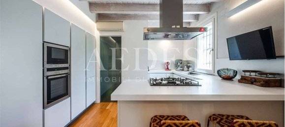 5 bedrooms Villa in Modena, Italy No. 267228 39