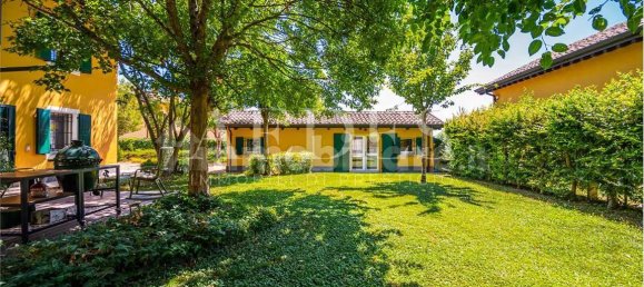 5 bedrooms Villa in Modena, Italy No. 267228 21