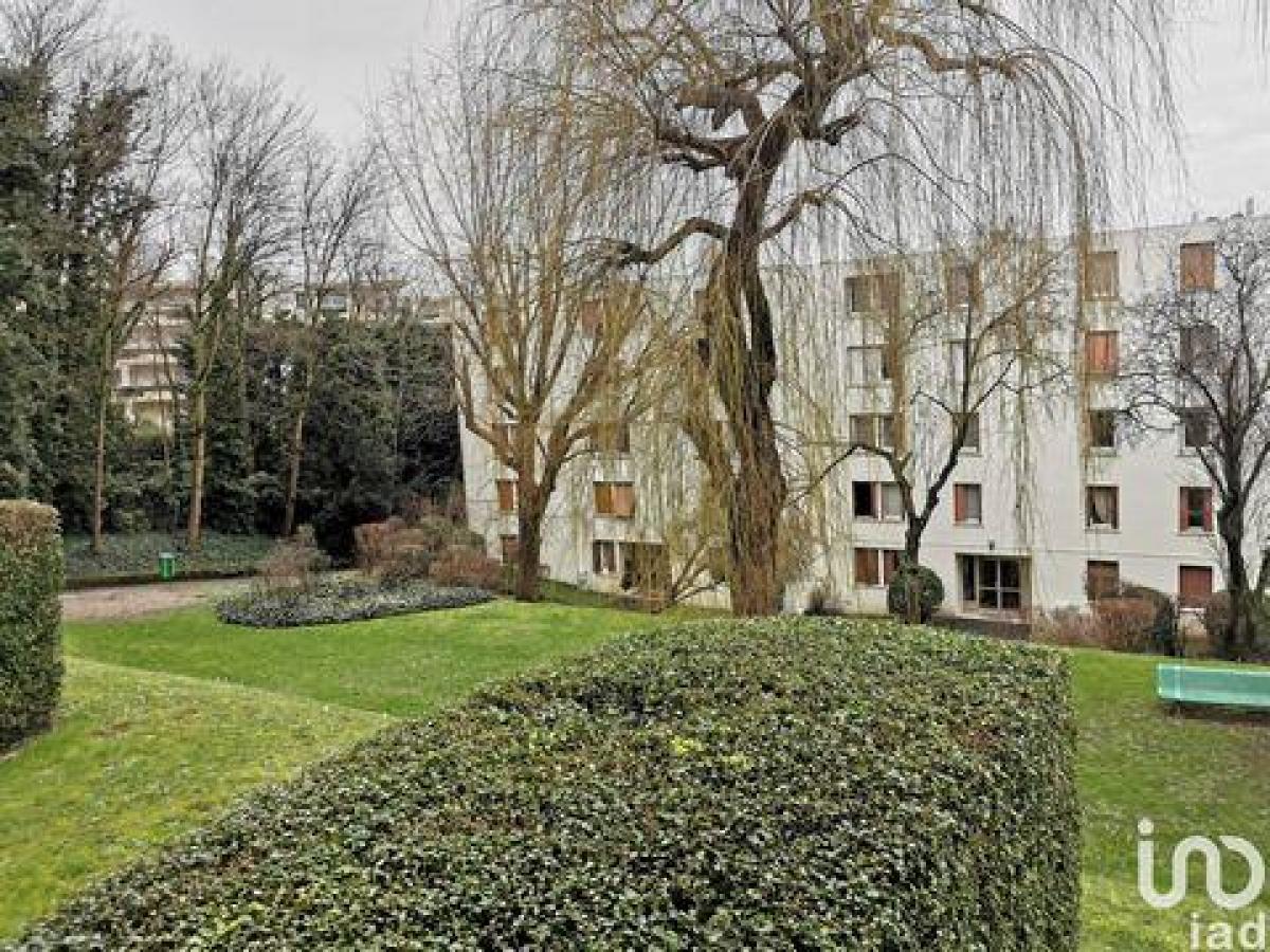 Studio in the Condo in Le Raincy, France No. 23493