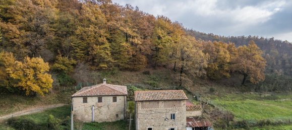 4 bedrooms House in Scarperia e San Piero, Italy No. 167052 19