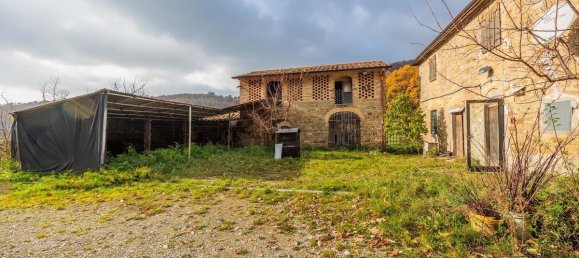 4 bedrooms House in Scarperia e San Piero, Italy No. 167052 26