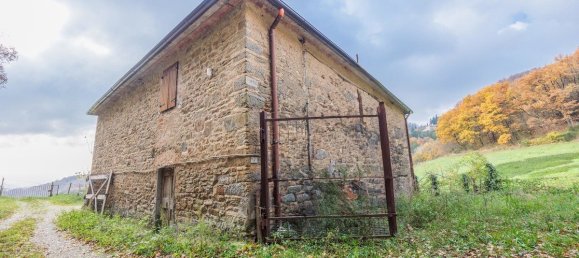 4 bedrooms House in Scarperia e San Piero, Italy No. 167052 25