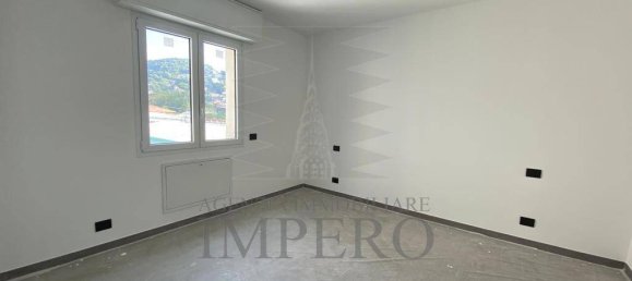 2 Schlafzimmer Villa in Vallecrosia, Italy, Nr. 117474 16