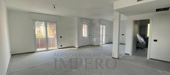 2 Schlafzimmer Villa in Vallecrosia, Italy, Nr. 117474 8