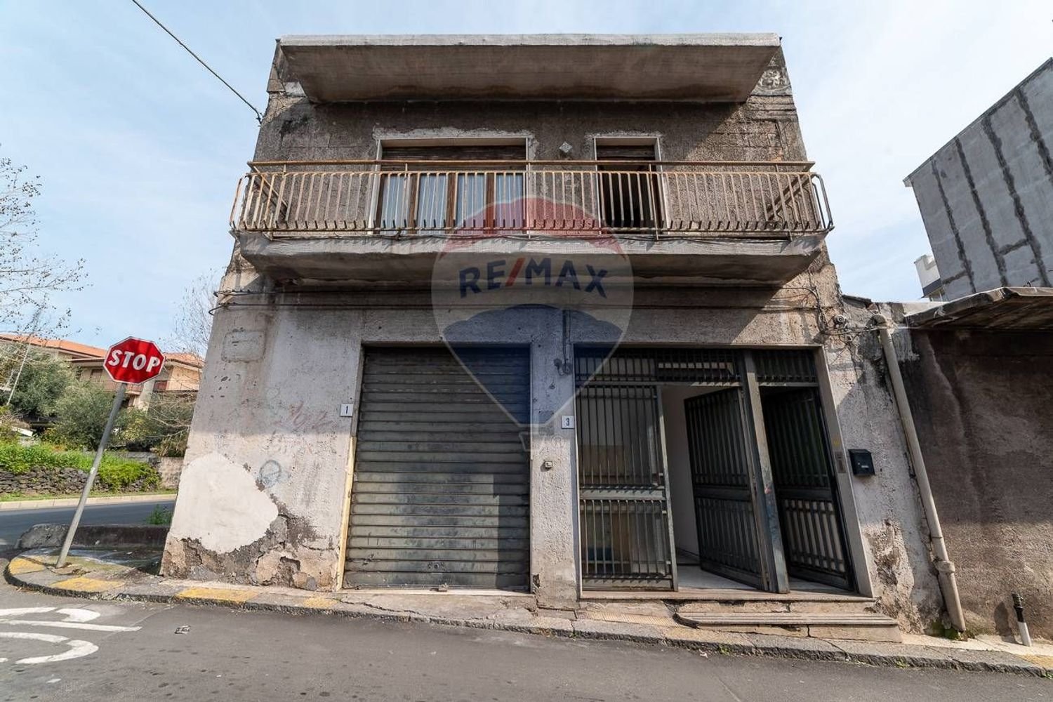 Casa de 7 divisões em Aci Castello, Italy N.º 74518