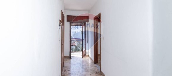 Casa de 7 divisões em Aci Castello, Italy N.º 74518 40