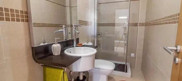 3 bedrooms House in Montenegro, Portugal No. 98945 16