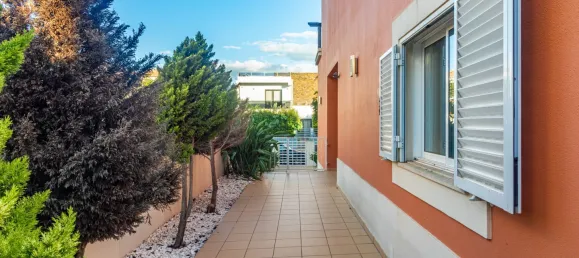 3 bedrooms House in Montenegro, Portugal No. 98945 7