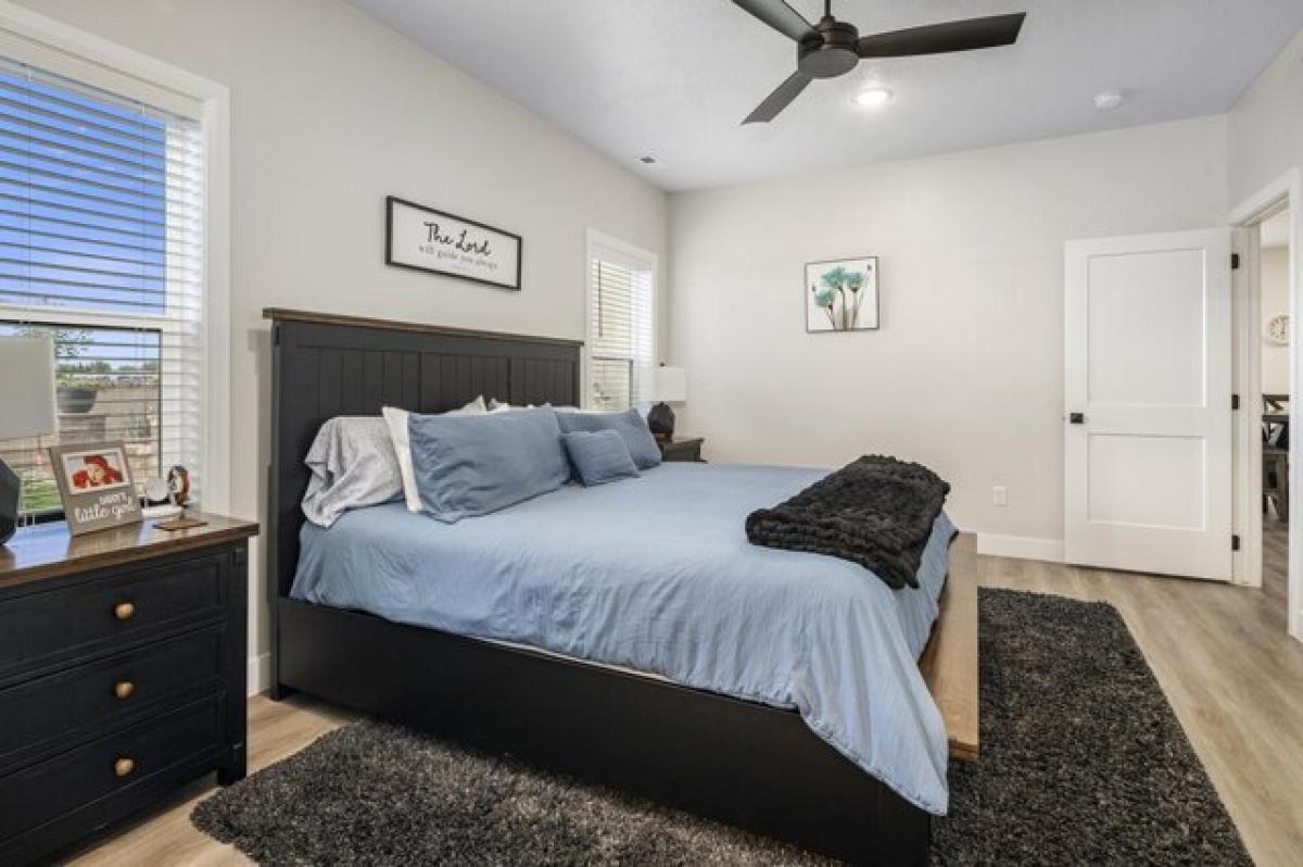 Casa de 5 dormitorios en Cedar City, USA No. 412740