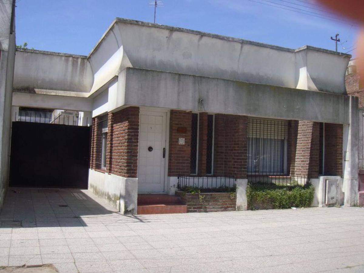 4 bedrooms House in Buenos Aires, Argentina No. 72930