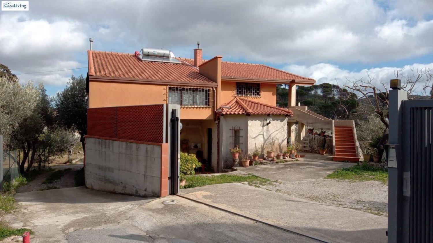 6 bedrooms Villa in Monreale, Italy No. 210423