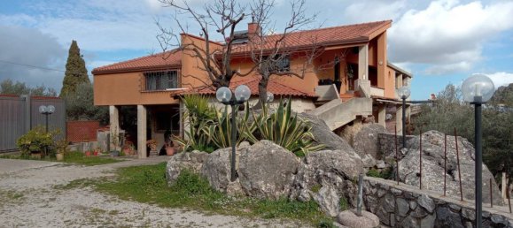 6 bedrooms Villa in Monreale, Italy No. 210423 3