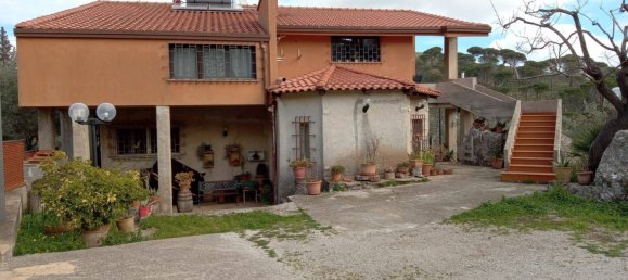 6 bedrooms Villa in Monreale, Italy No. 210423 2