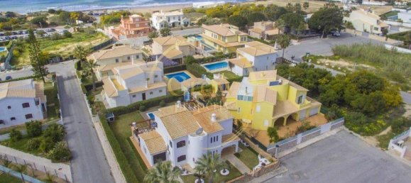 4 chambres Villa à Guia, Portugal No. 107505 33