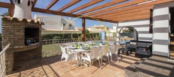 4 chambres Villa à Guia, Portugal No. 107505 25