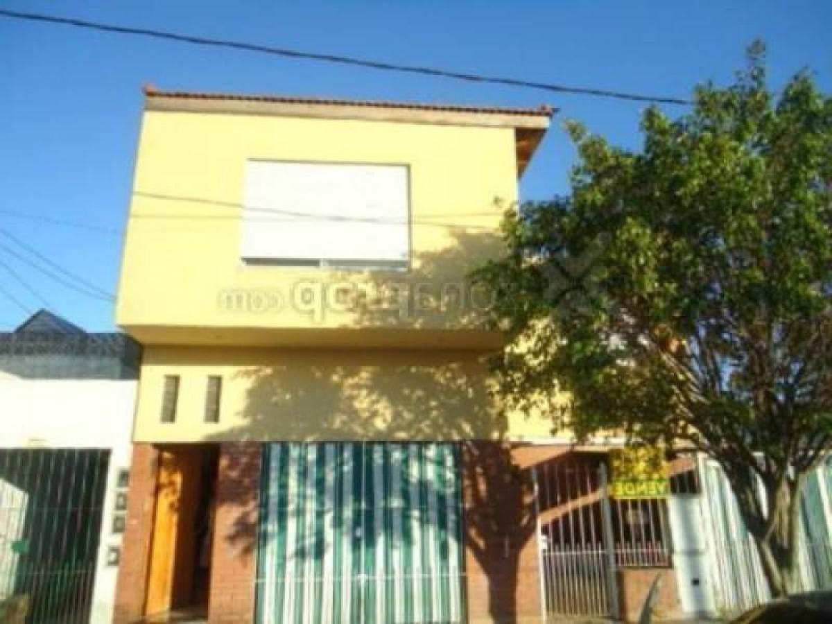 5 غرف نوم منزل في Avellaneda, Argentina رقم 11874