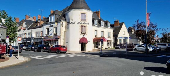415m² Building in Sully-sur-Loire, France No. 215091 2