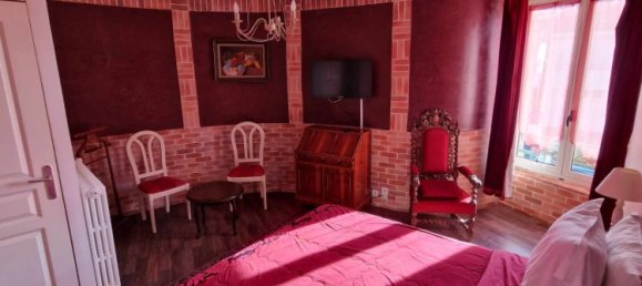 415m² Building in Sully-sur-Loire, France No. 215091 14