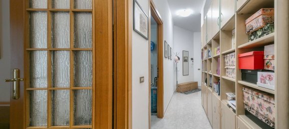 Apartamento de 3 habitaciónes en Pioltello, Italy No. 51375 9