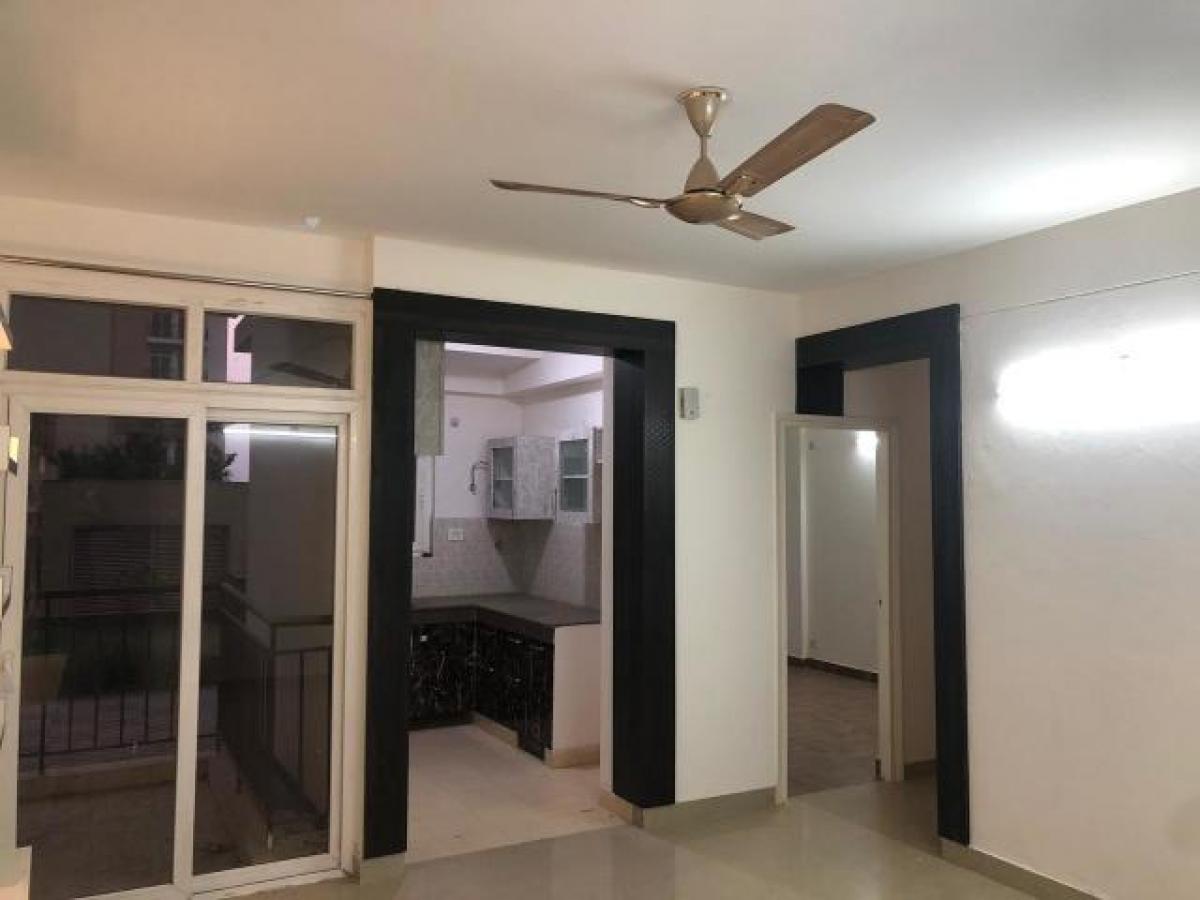 2 bedrooms House in Faridabad, India No. 19315