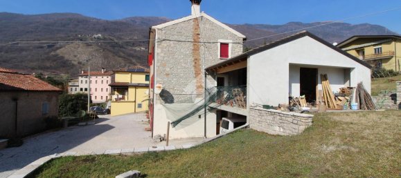 Дом с 8 комнатами в Витторио Венето, Италия № 155510 29