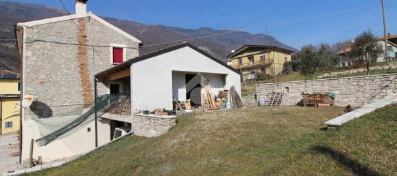 Дом с 8 комнатами в Витторио Венето, Италия № 155510 27