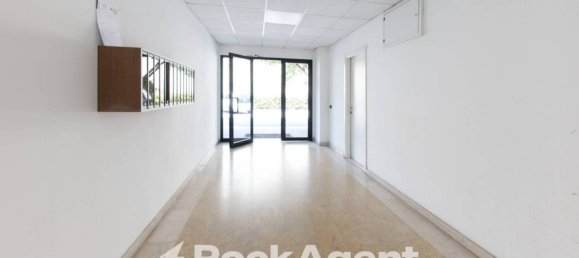 5 rooms Office in Genoa, Italy No. 295913 28