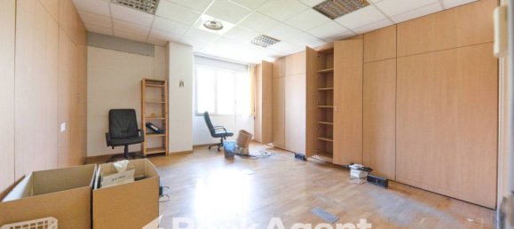 5 rooms Office in Genoa, Italy No. 295913 12