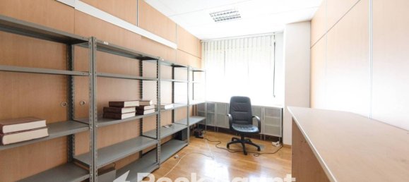 5 rooms Office in Genoa, Italy No. 295913 14