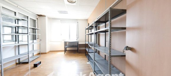 5 rooms Office in Genoa, Italy No. 295913 15