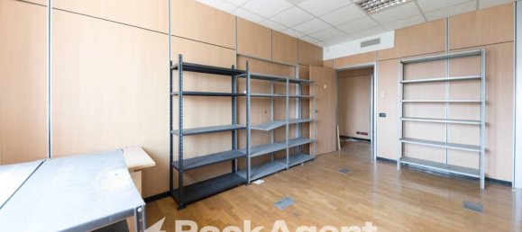 5 rooms Office in Genoa, Italy No. 295913 16