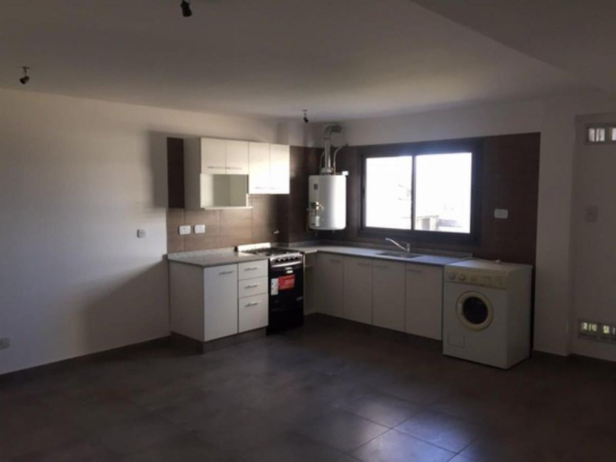 Квартира с 2 спальнями в Ломас-де-Самора, Аргентина № 21253