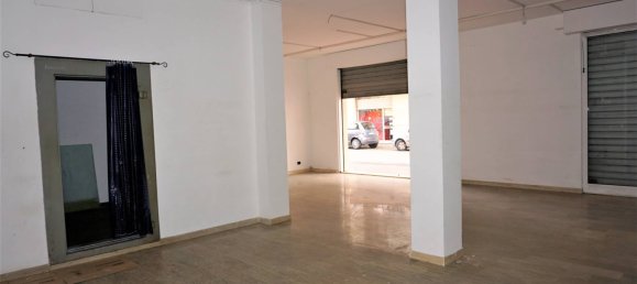 1غرفة عقار تجاري في Grottammare, Italy رقم 75660 4